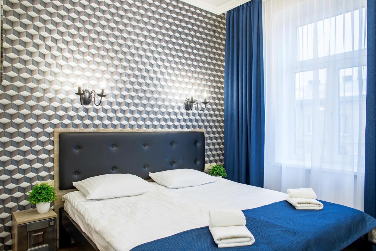 Mini Hotel Barvy Lvova On Horodotska St. Buitenkant foto