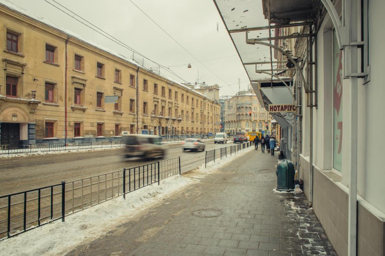 Mini Hotel Barvy Lvova On Horodotska St. Buitenkant foto